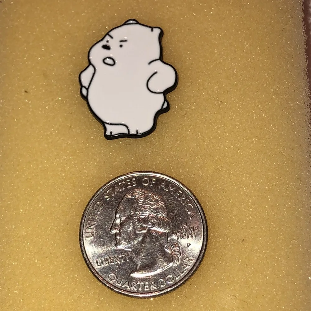 White Grumpy Bear Funky Y2K Retro Boho Scatter Pin